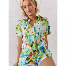EVERBELLE Floral Blurred Print Tie Front Shirt