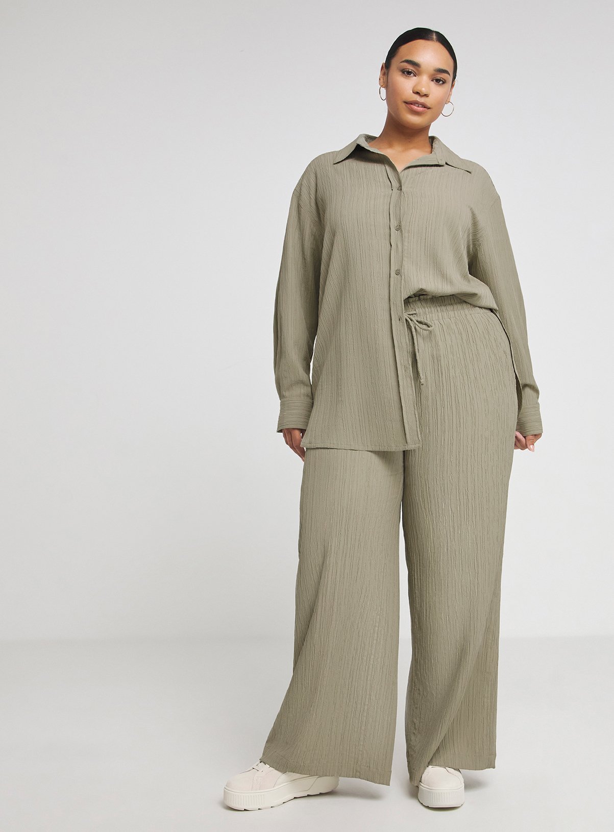 SIMPLY BE Sage Textured Relaxed Shirt