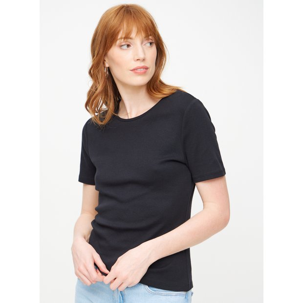 Black Slim Fit T-Shirt (Tu Clothing) – Everyday Essential Staple for Just £5.00 on Sainsbury's Tu