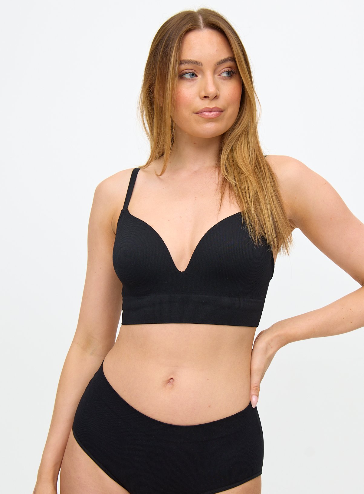 Black Ribbed Non-Wired Seamless Bra 