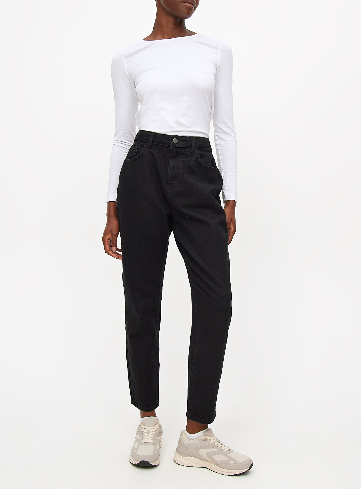 Black Denim Wash Mom Jeans 