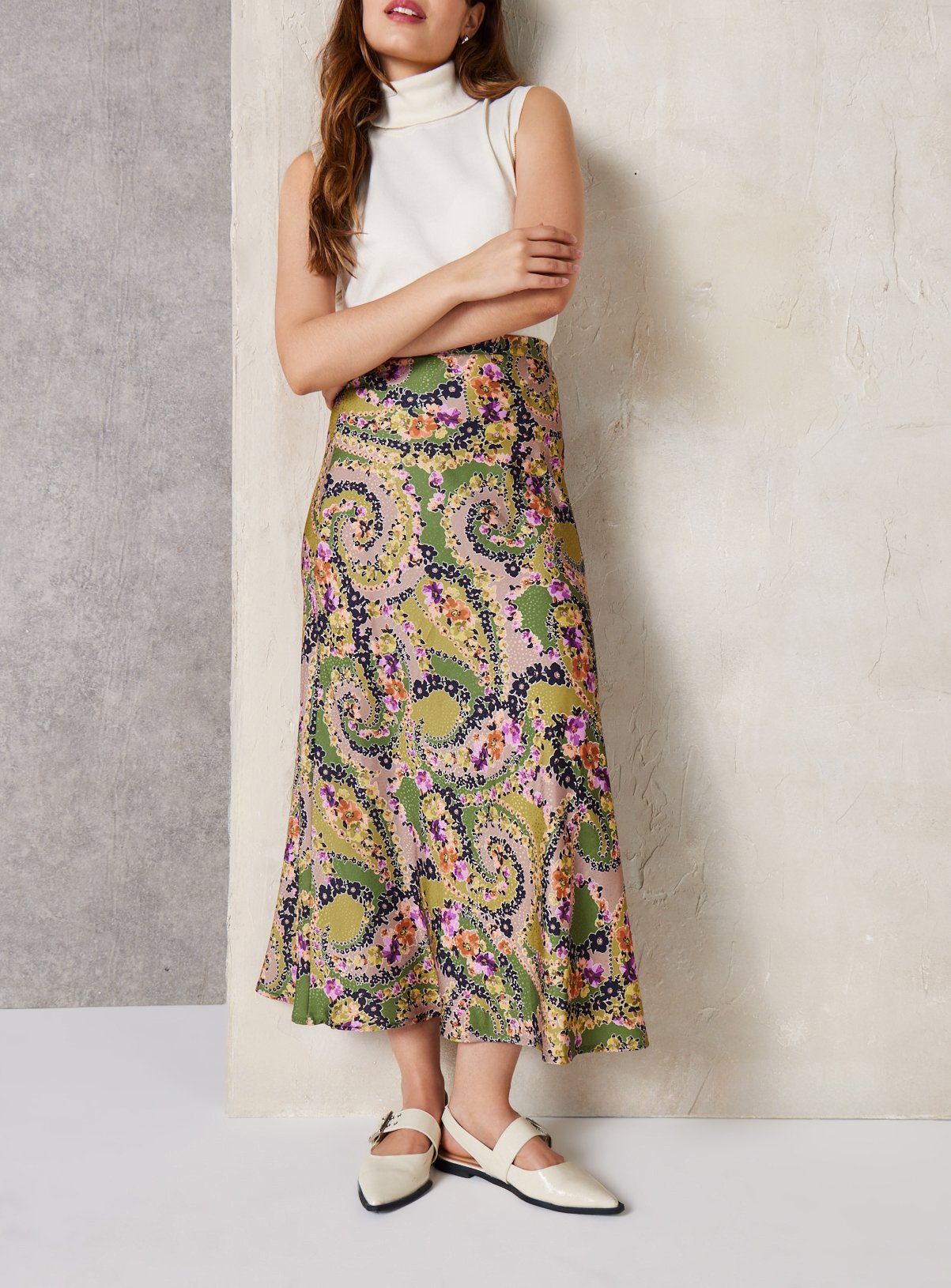 Buy EVERBELLE Jacquard Paisley Print Satin Midi Skirt 10 Skirts