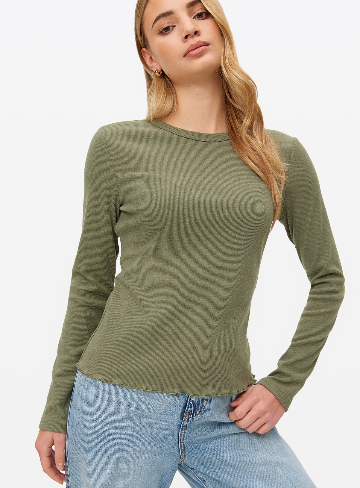 Soft-Touch Lettuce Hem Top 