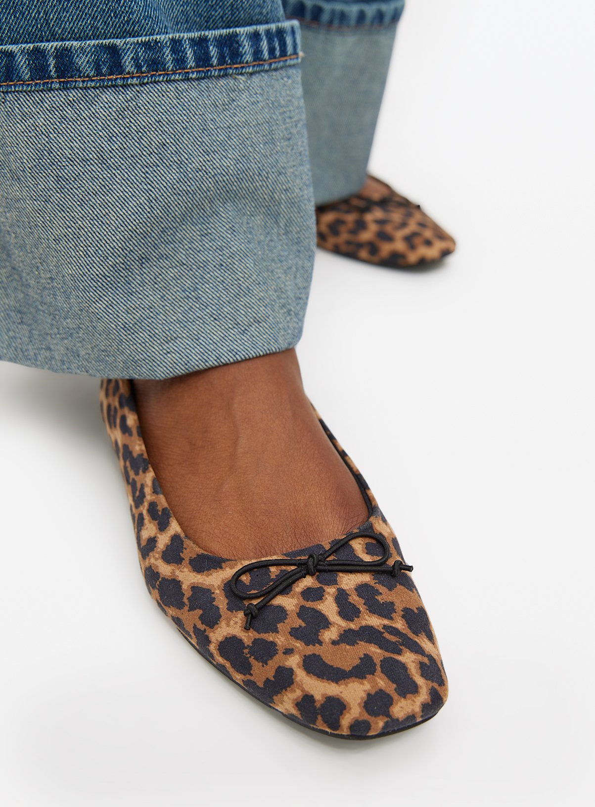 Leopard Print Ballerina Shoes 