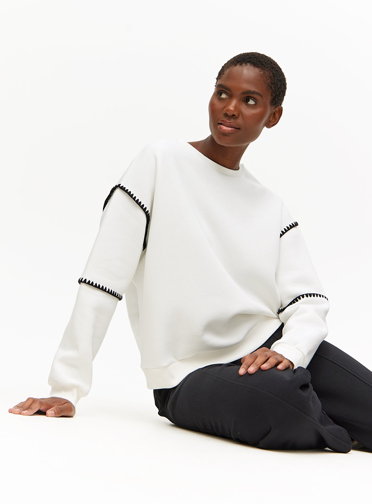 Ladder Stitch Sweatshirt 