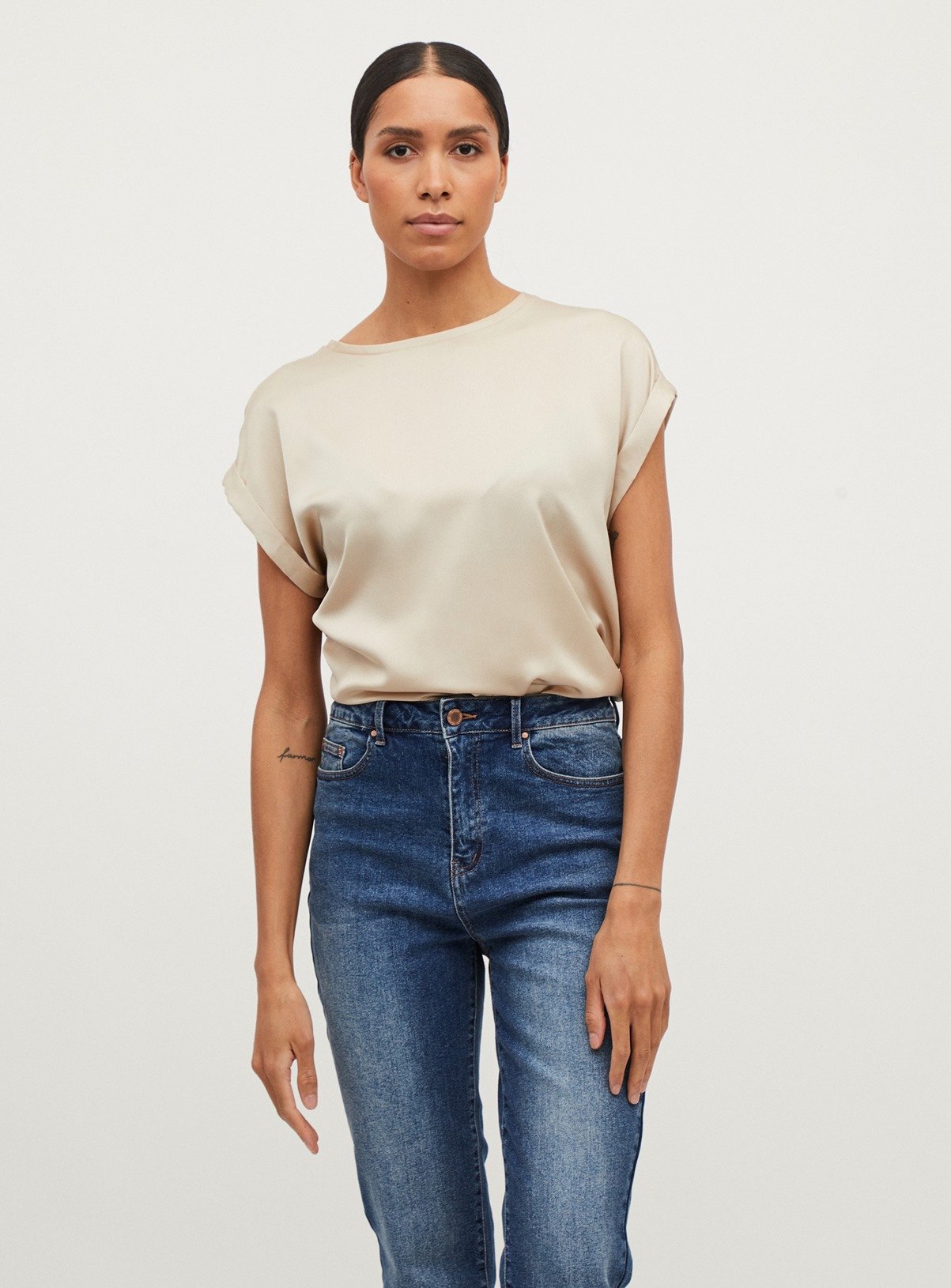 VILA Satin Front Top 