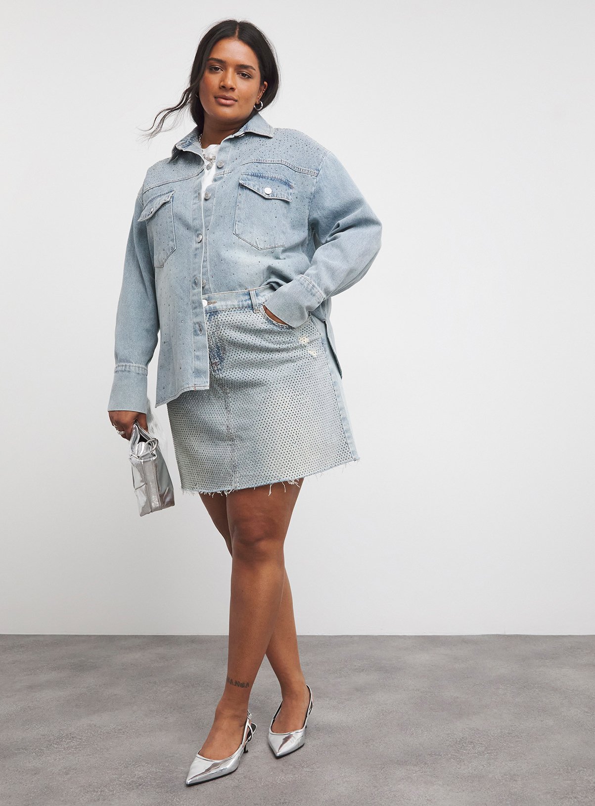 SIMPLY BE Light Wash Embellished Denim Mini Skirt 