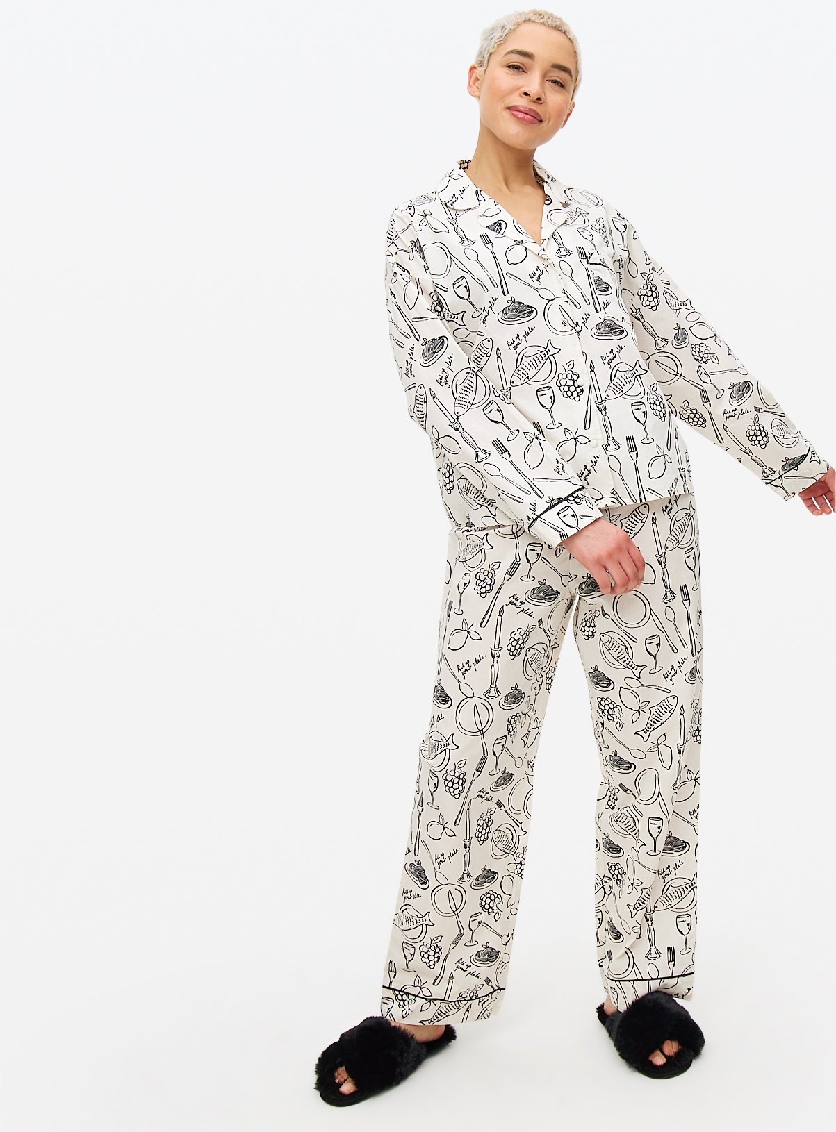 Mono Wine and Dine Printed Traditional Pyjamas 