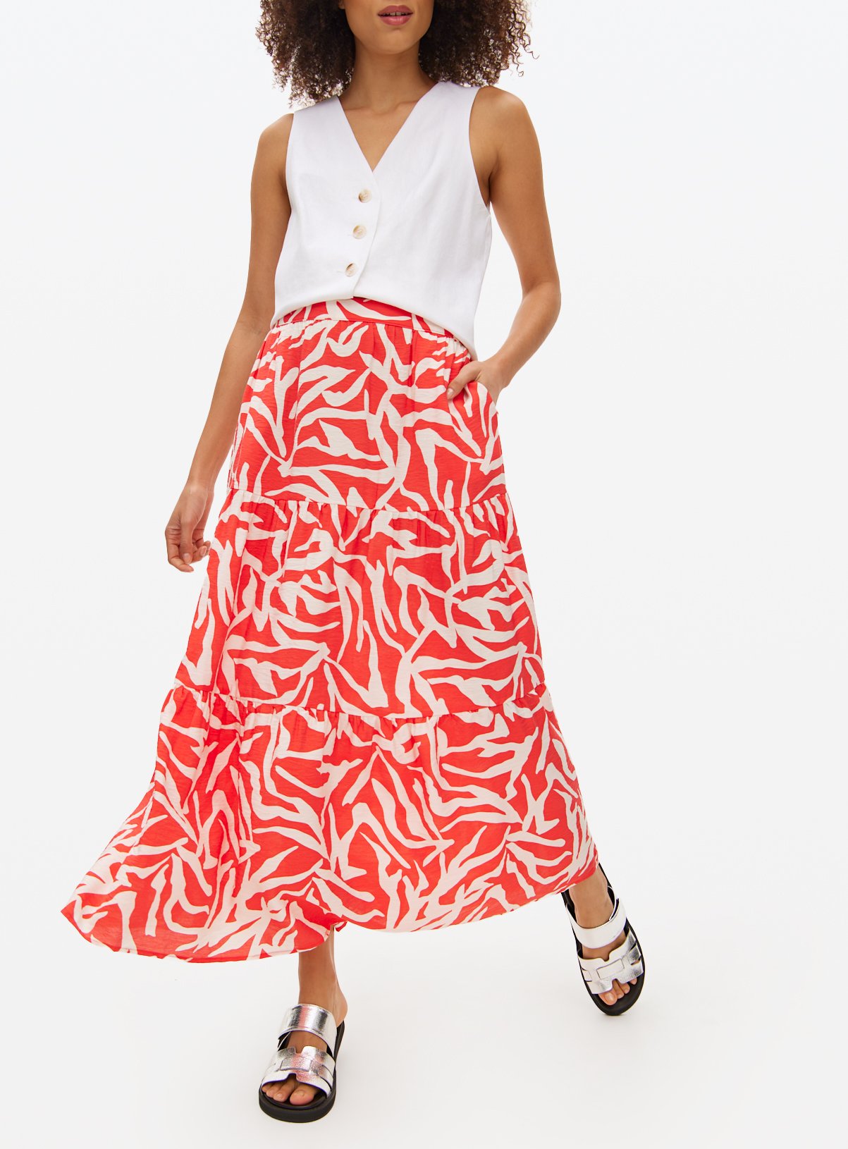 Red Leaf Printed Tiered Midaxi Skirt 