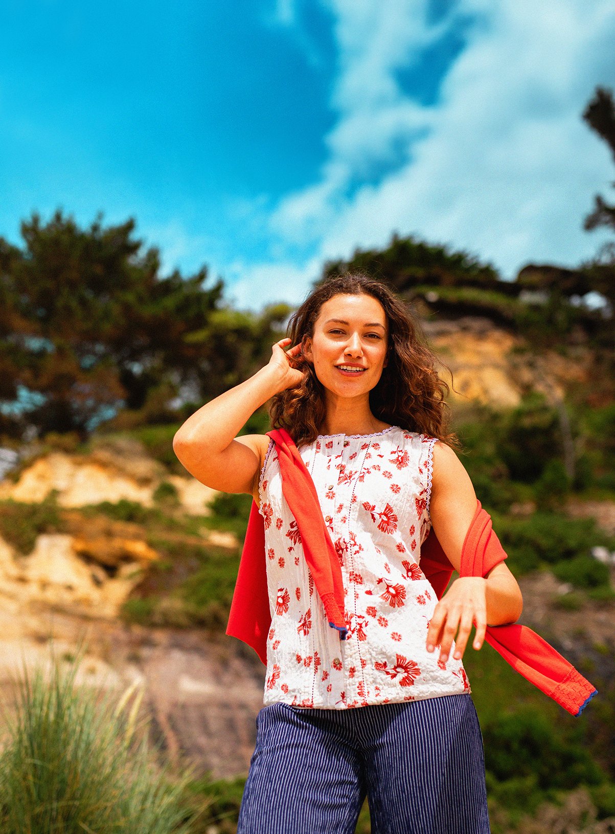 BRAKEBURN Fan Floral Sleeveless Blouse 18