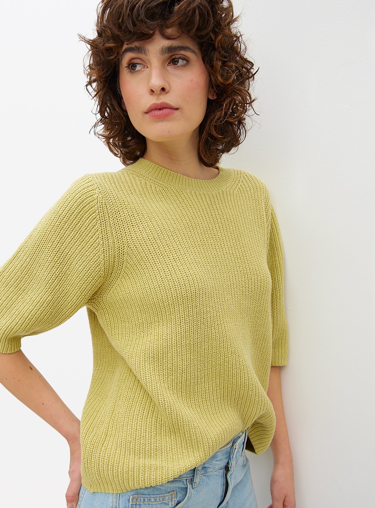 Half Sleeve Relaxed Knitted T-Shirt 