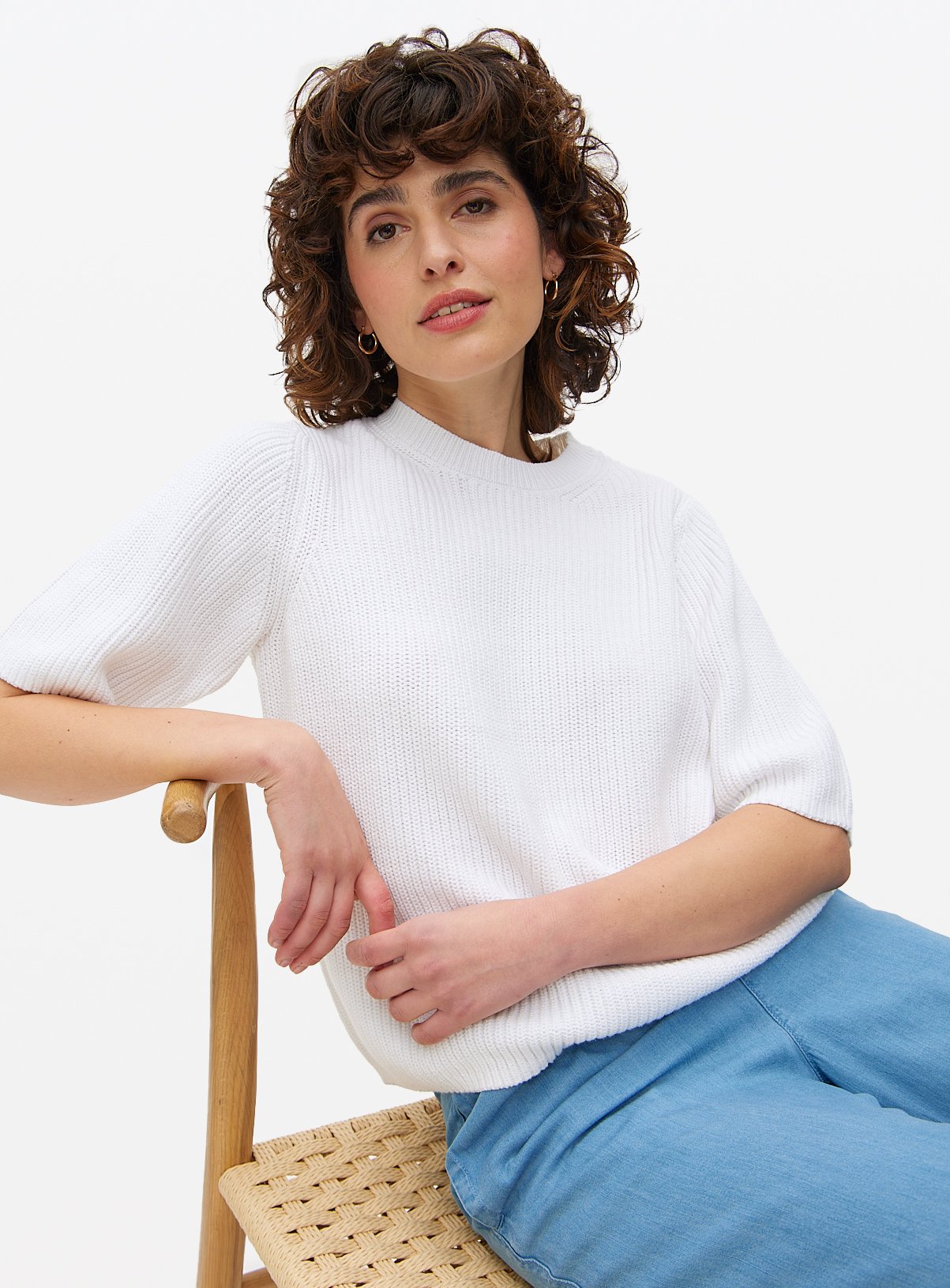 Half Sleeve Relaxed Knitted T-Shirt 