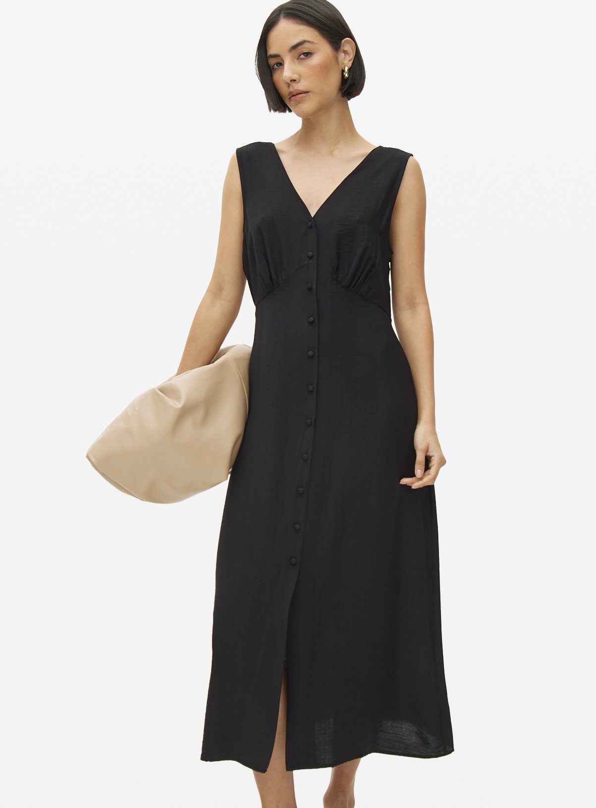 Black Sleeveless Tea Dress 