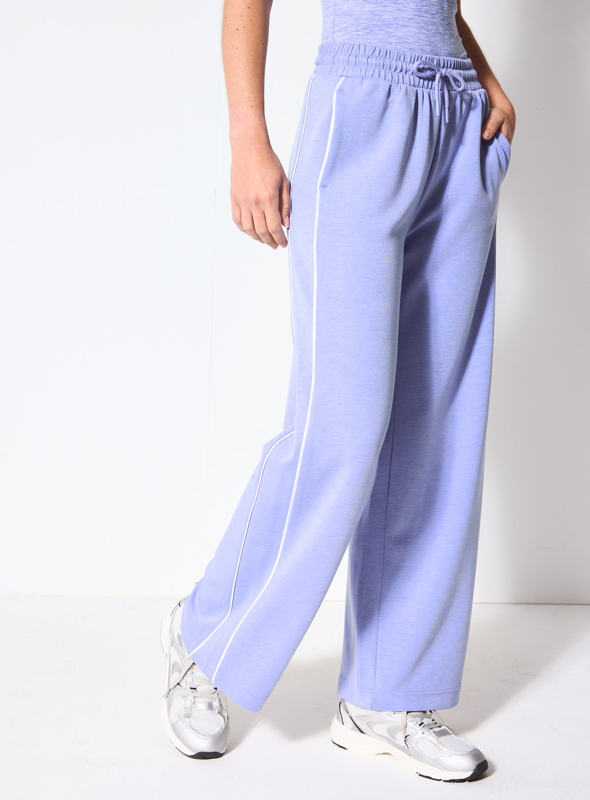 REAKTIV Blue Soft Touch Scuba Wide-Leg jogger S