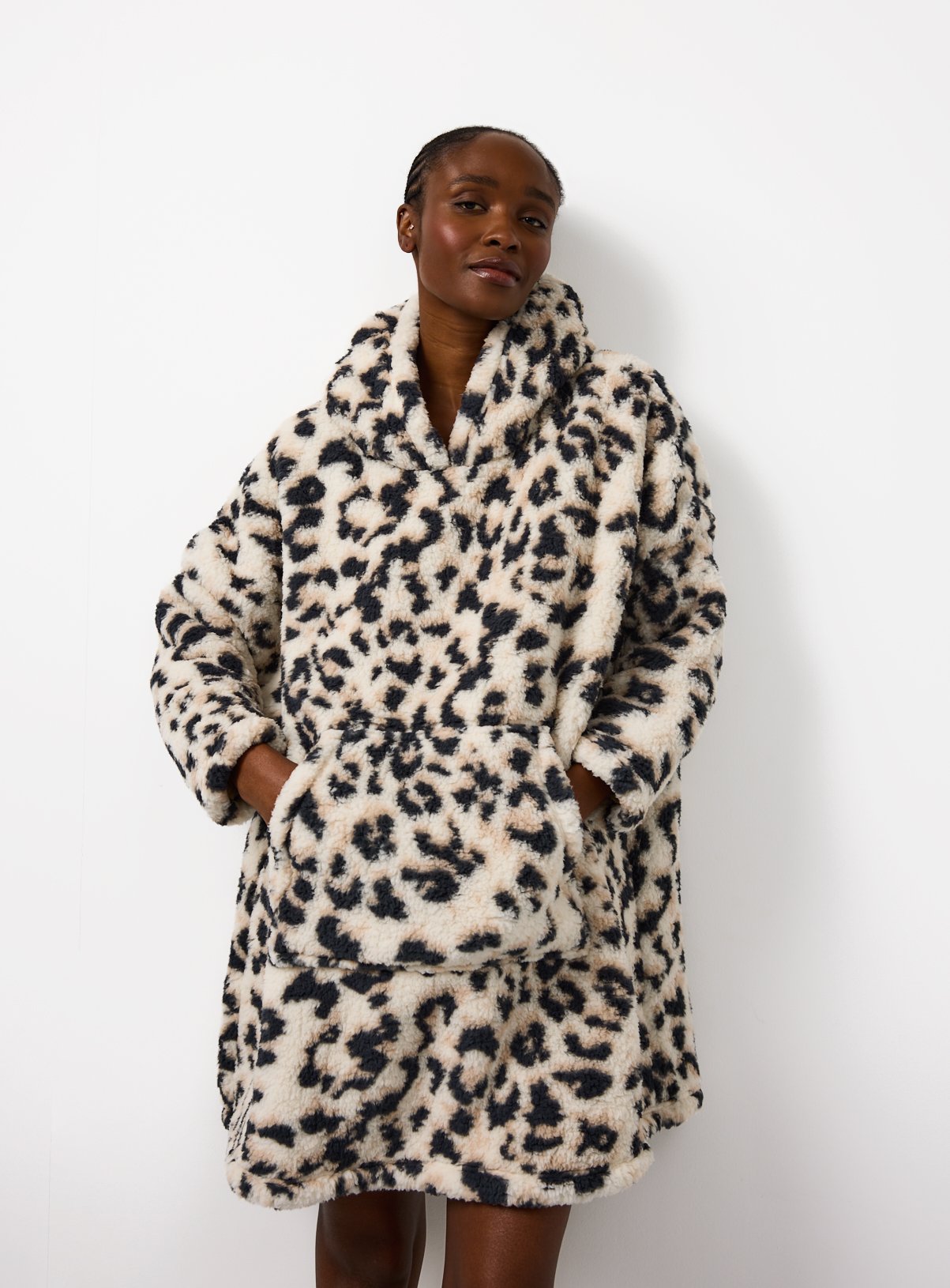 Leopard Print Borg Hooded Blanket L