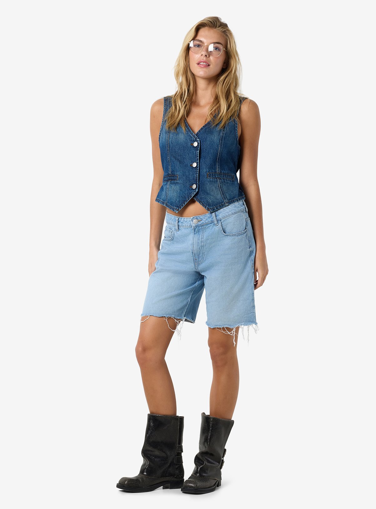 NOISY MAY Loose Fit Denim Shorts