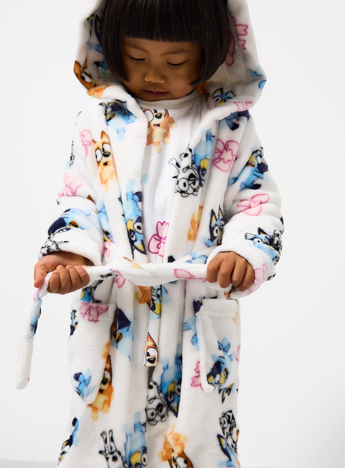 Bluey Character Print Cream Fleece Dressing Gown 