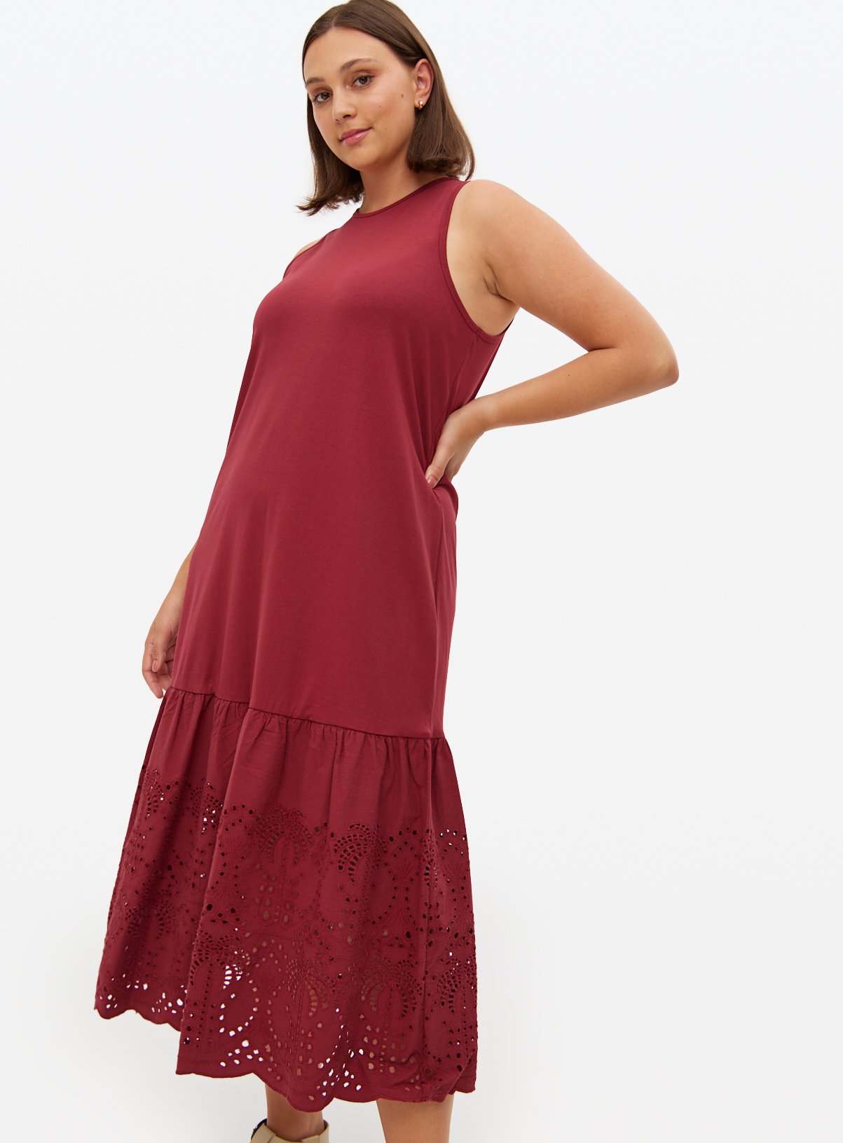 Dark Red Broderie Hem Sleeveless Midaxi Dress 22