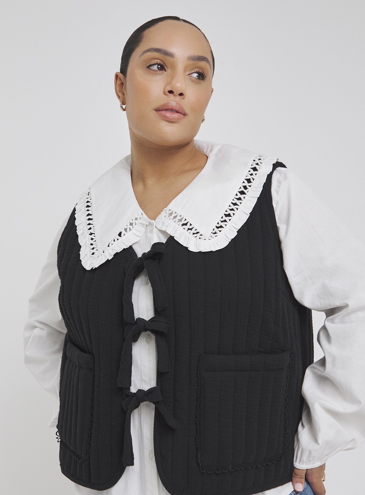SIMPLY BE Black Tie Front Quilted Waistcoat 