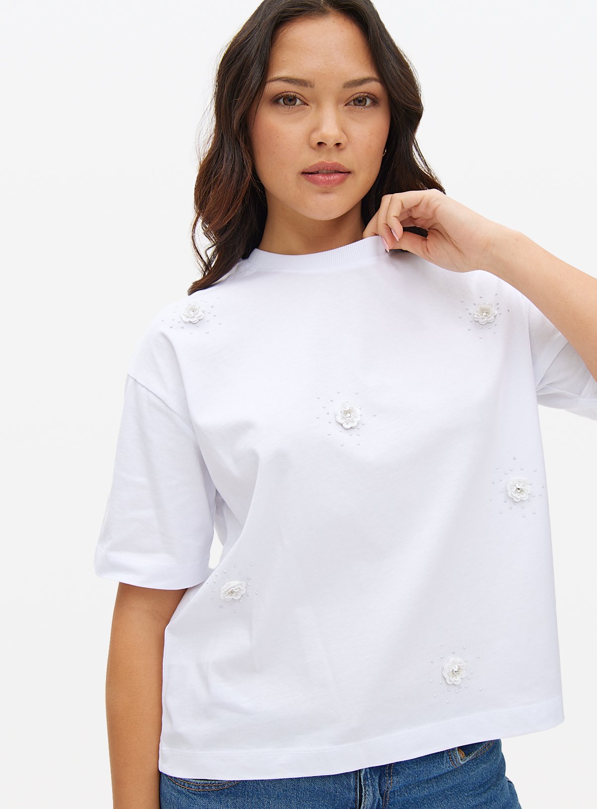 White Floral Embellished Boxy T-Shirt 