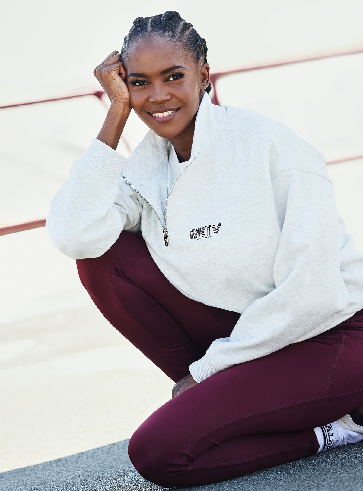 REAKTIV Cream Classic Quarter Zip Funnel Neck Sweat 
