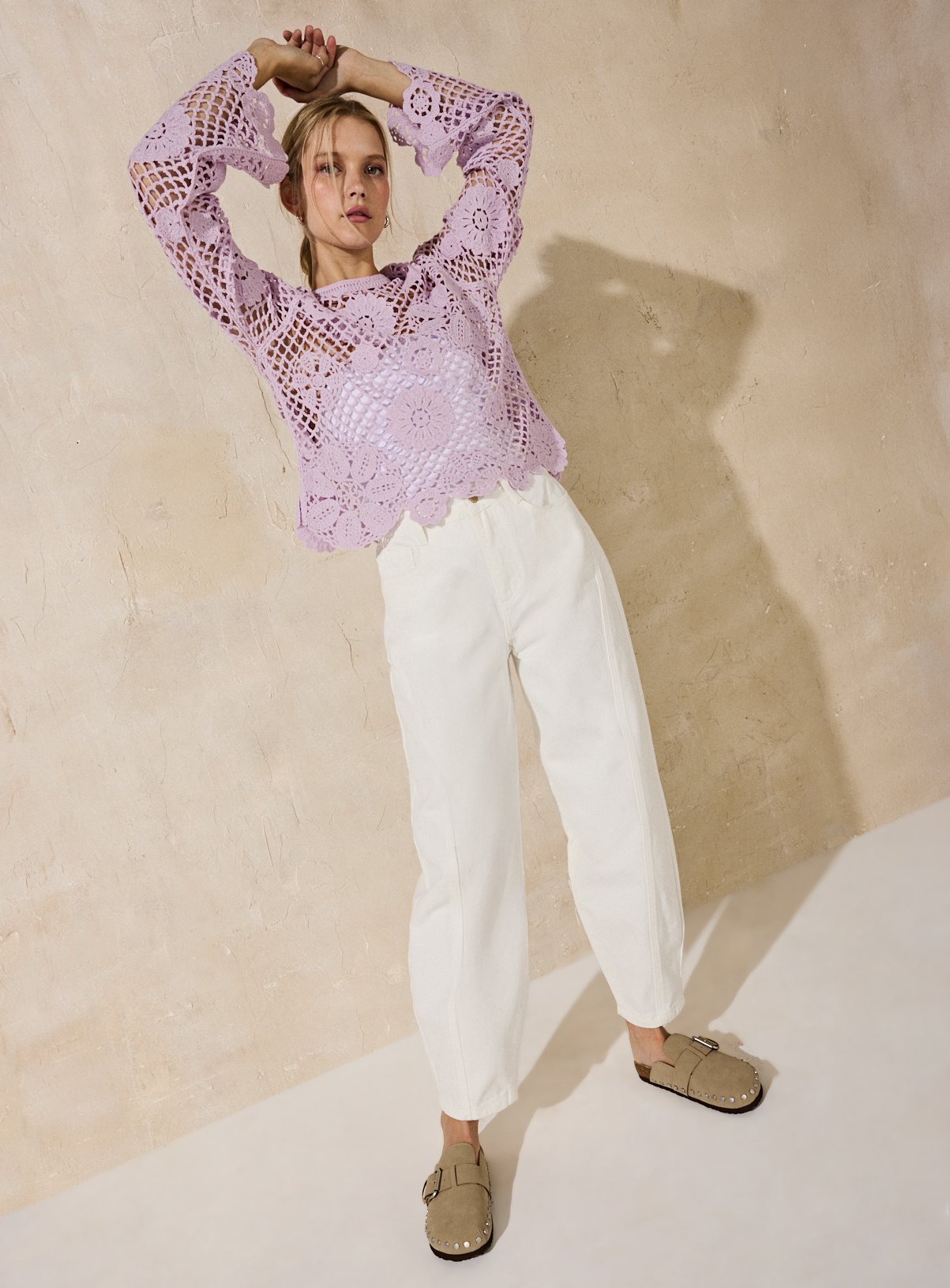 EVERBELLE White Denim Seamed Barrel Leg Jeans