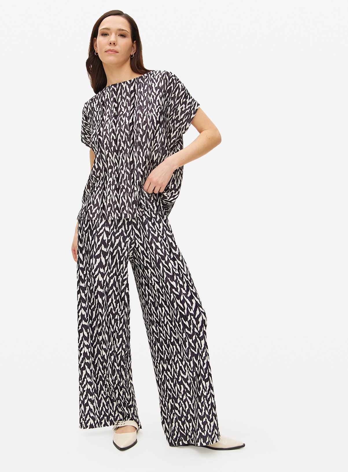Geo Print Wide Leg Plisse Co-ord Trousers 