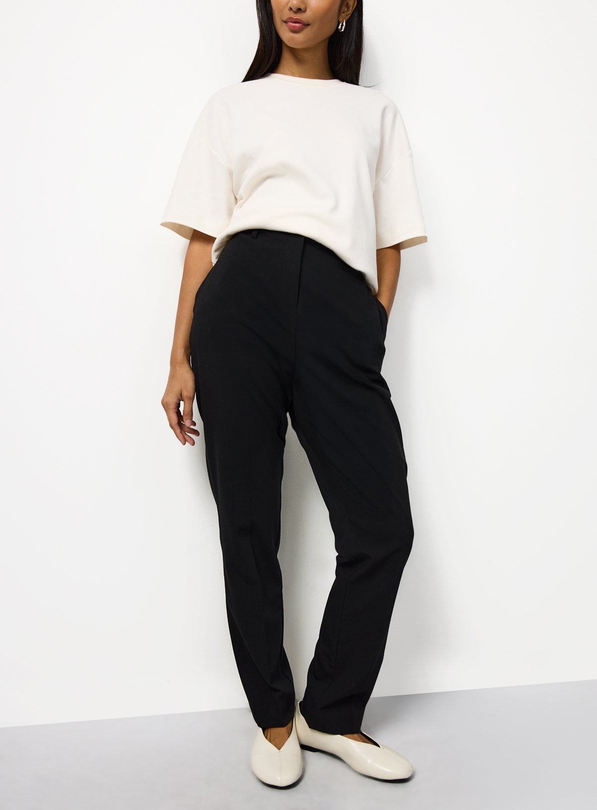 Black Tapered Slim Fit Trousers 6R