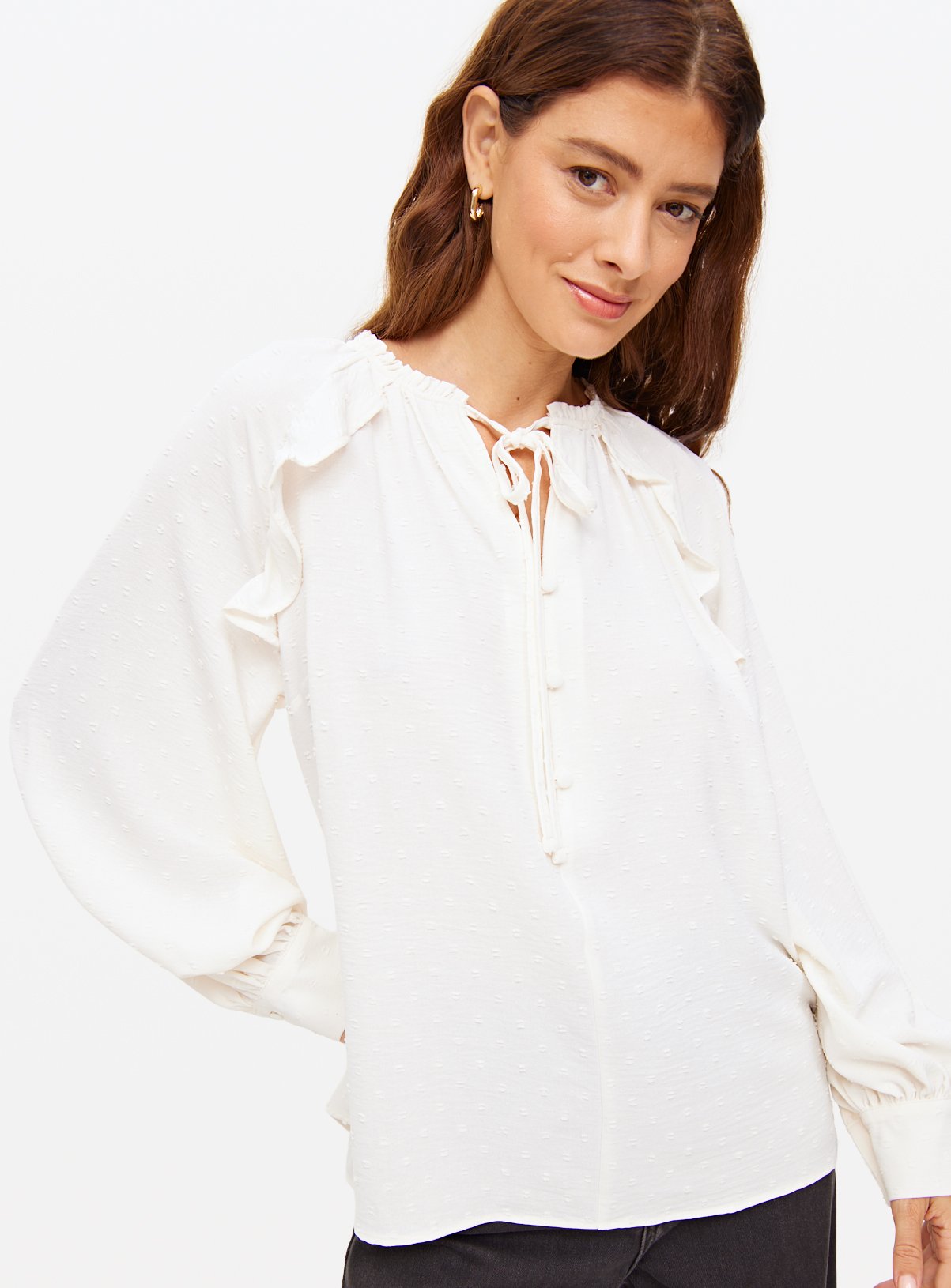 Cream Volume Sleeve Frill Chiffon Blouse