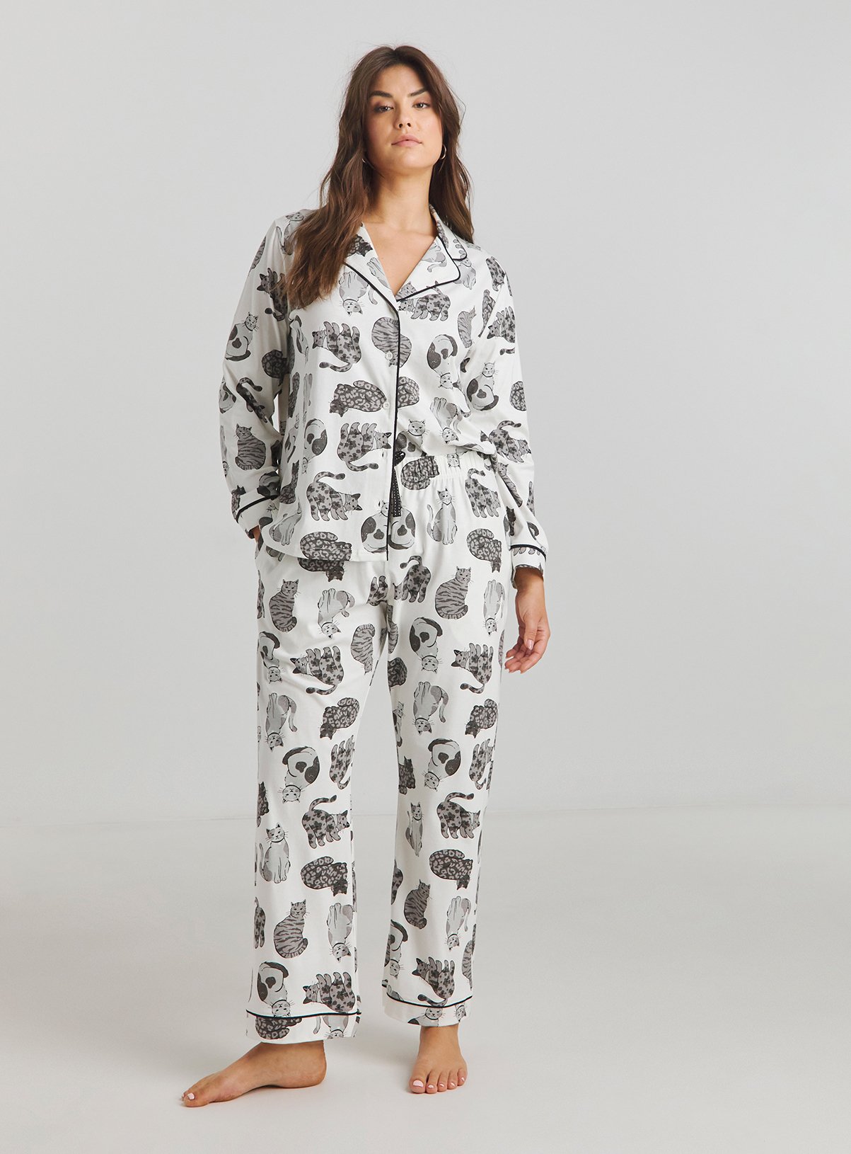 SIMPLY BE Pretty Secrets Cat Print Button Through Pyjamas 