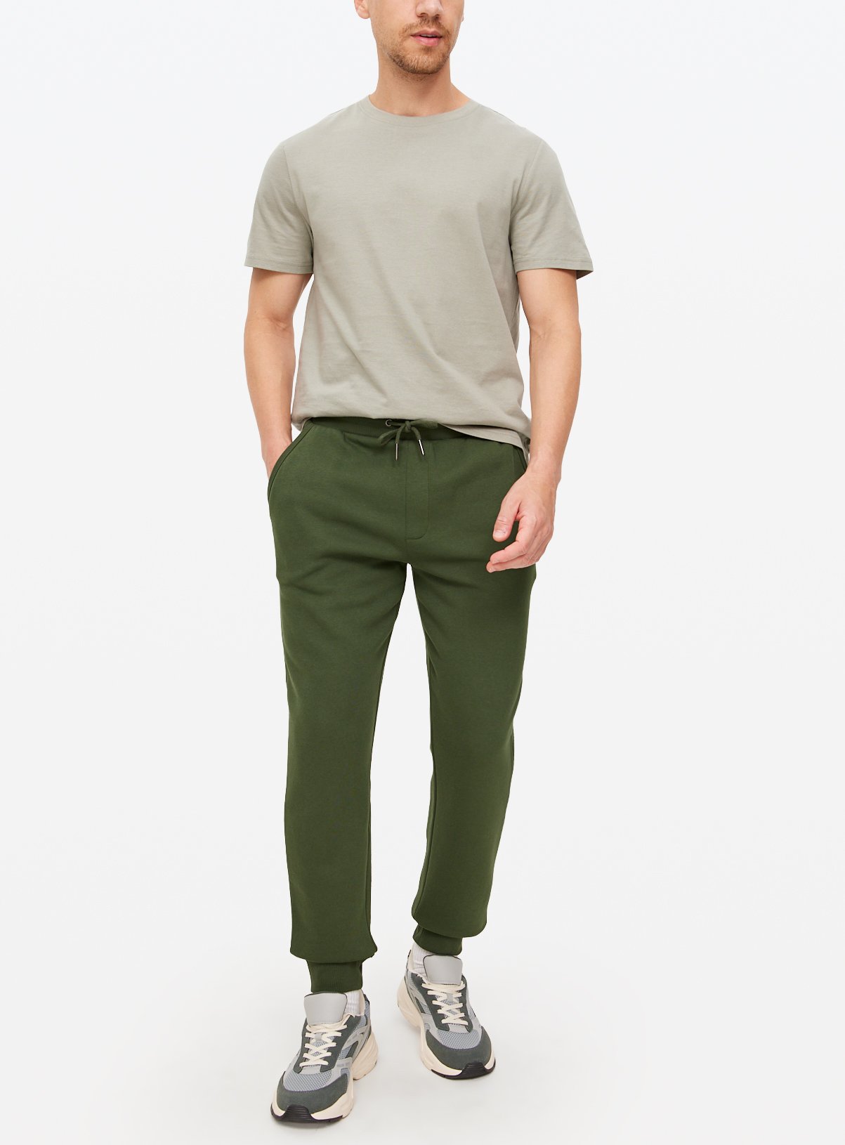 Cuffed Joggers 