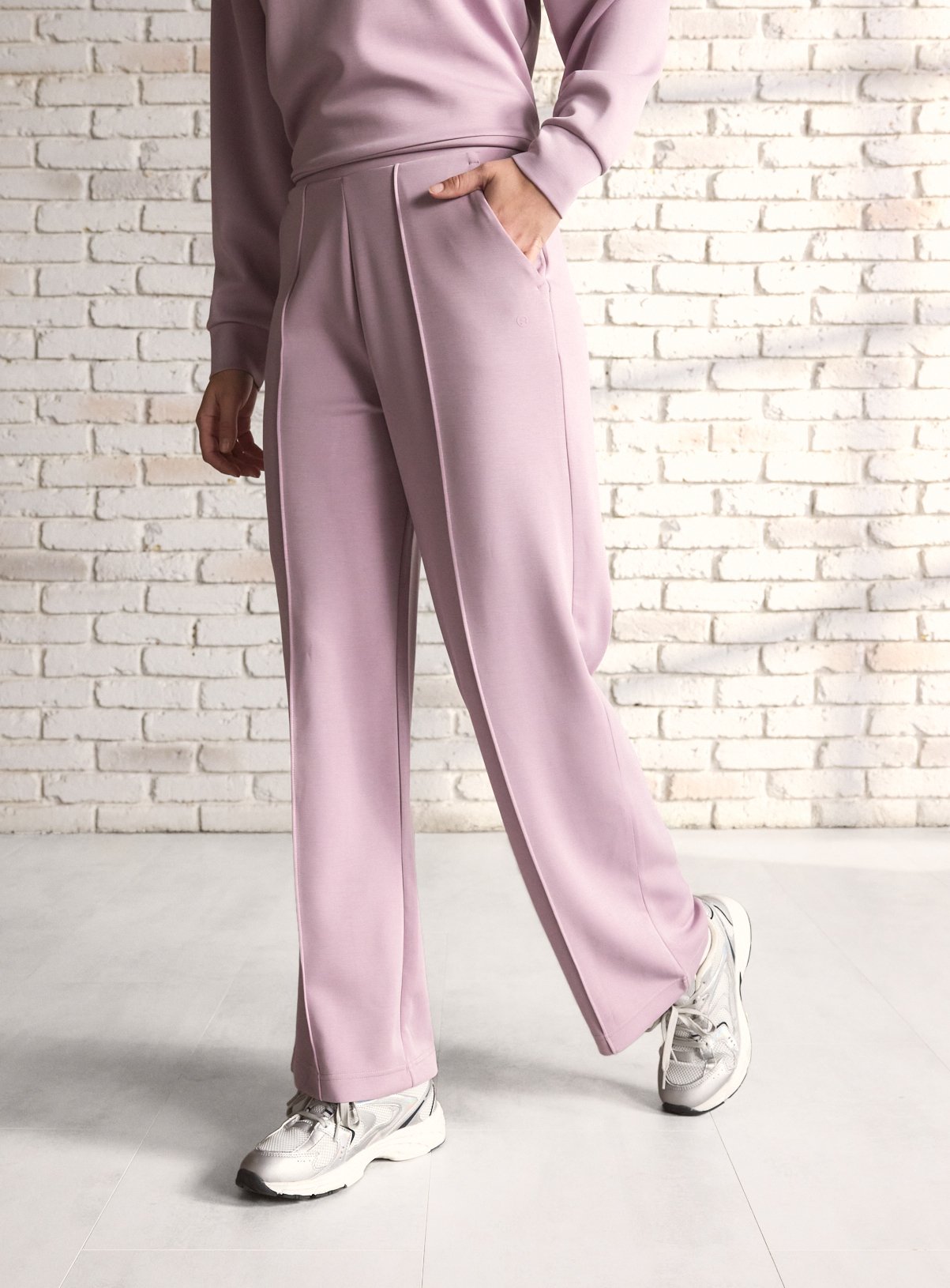 REAKTIV Mauve Soft Touch Scuba Wide Leg Jogger
