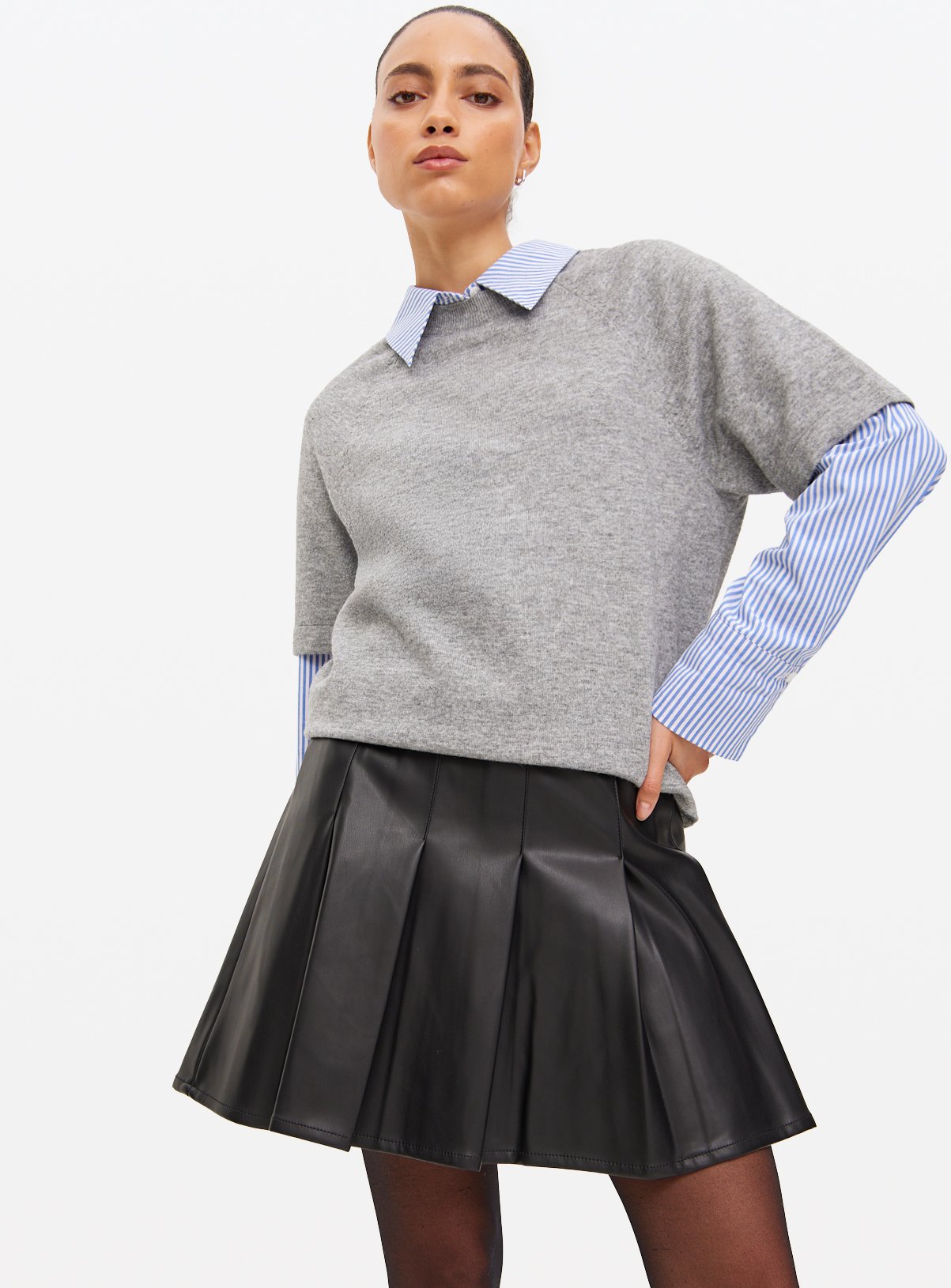 Black Faux Leather Pleated Mini Skirt 20