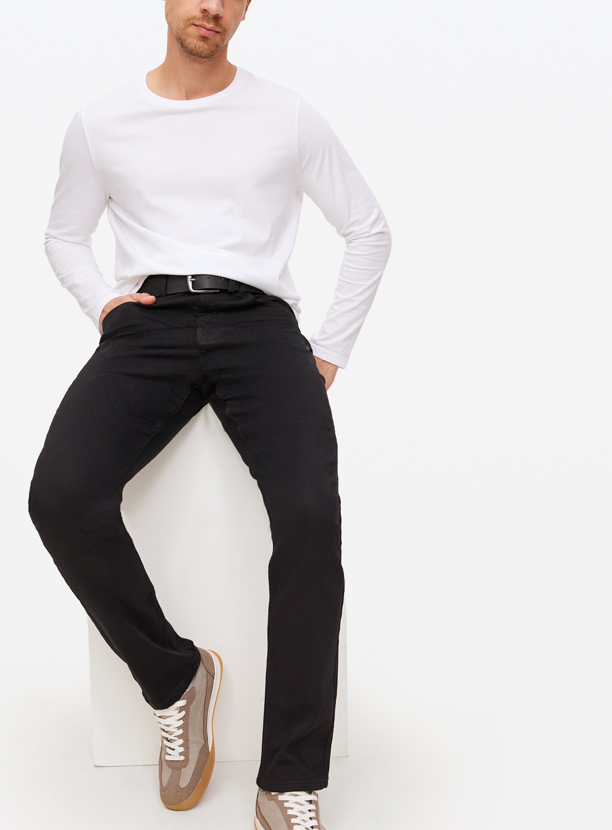 Ultimate Comfort Slim Fit Jeans 