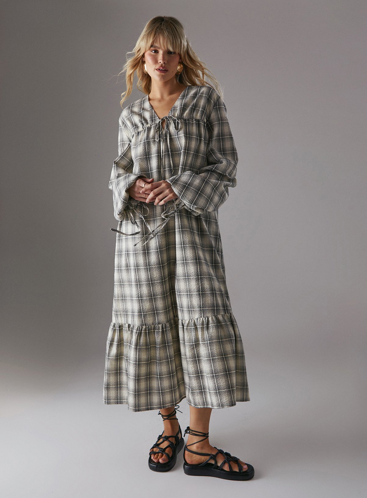 WAREHOUSE Gathered Channel Detail Check Midi Smock Dress 