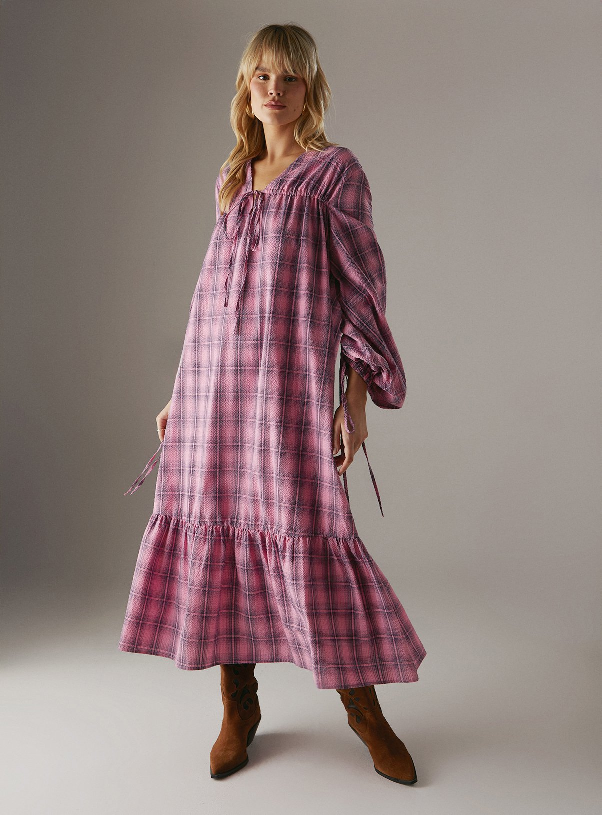 WAREHOUSE Gathered Channel Detail Check Midi Smock Dress