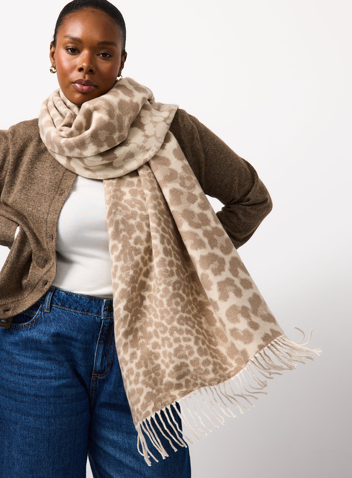 Cream Animal Printed Midweight Scarf One Size