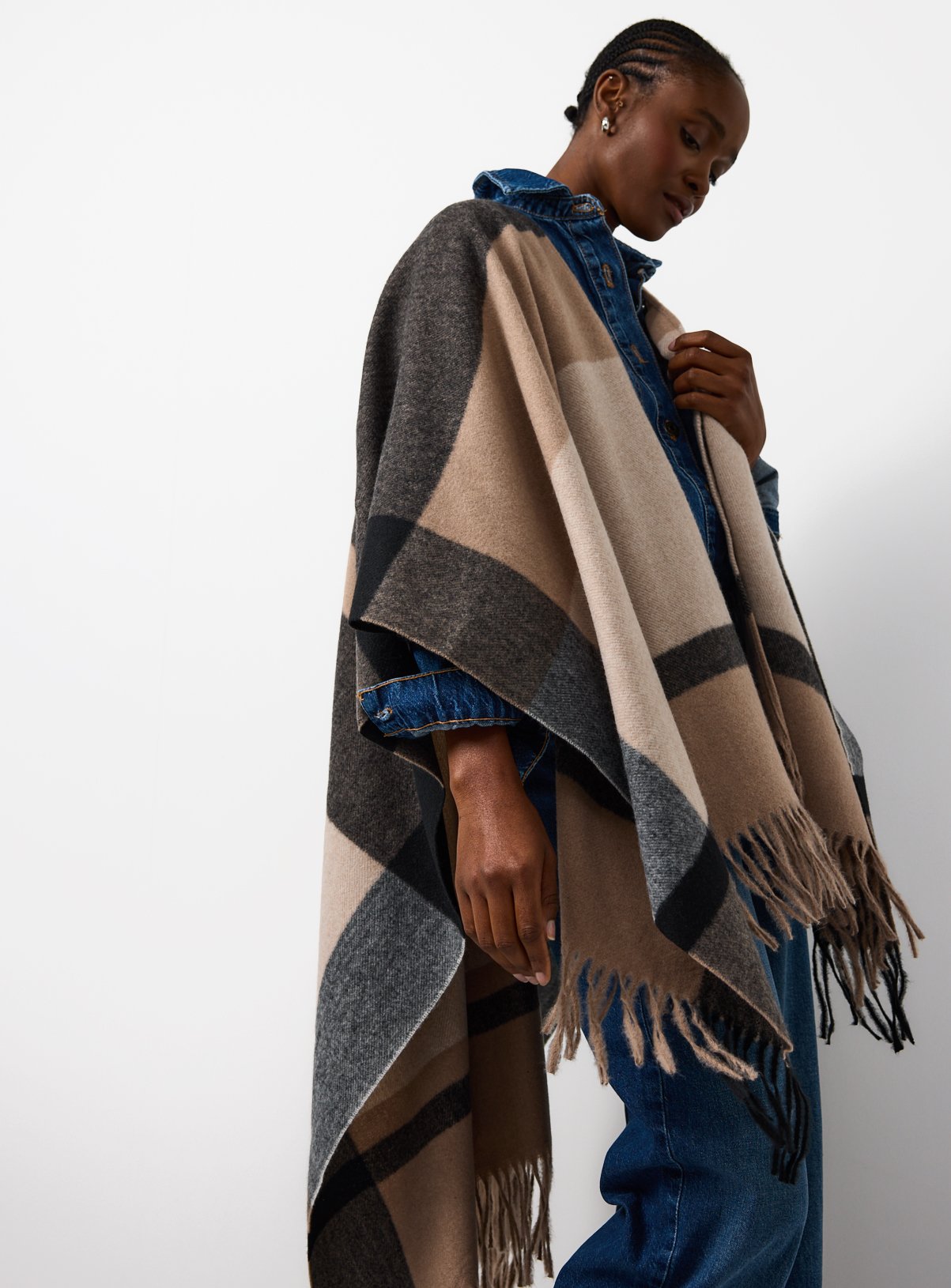 Neutral Check Midweight Cape One Size