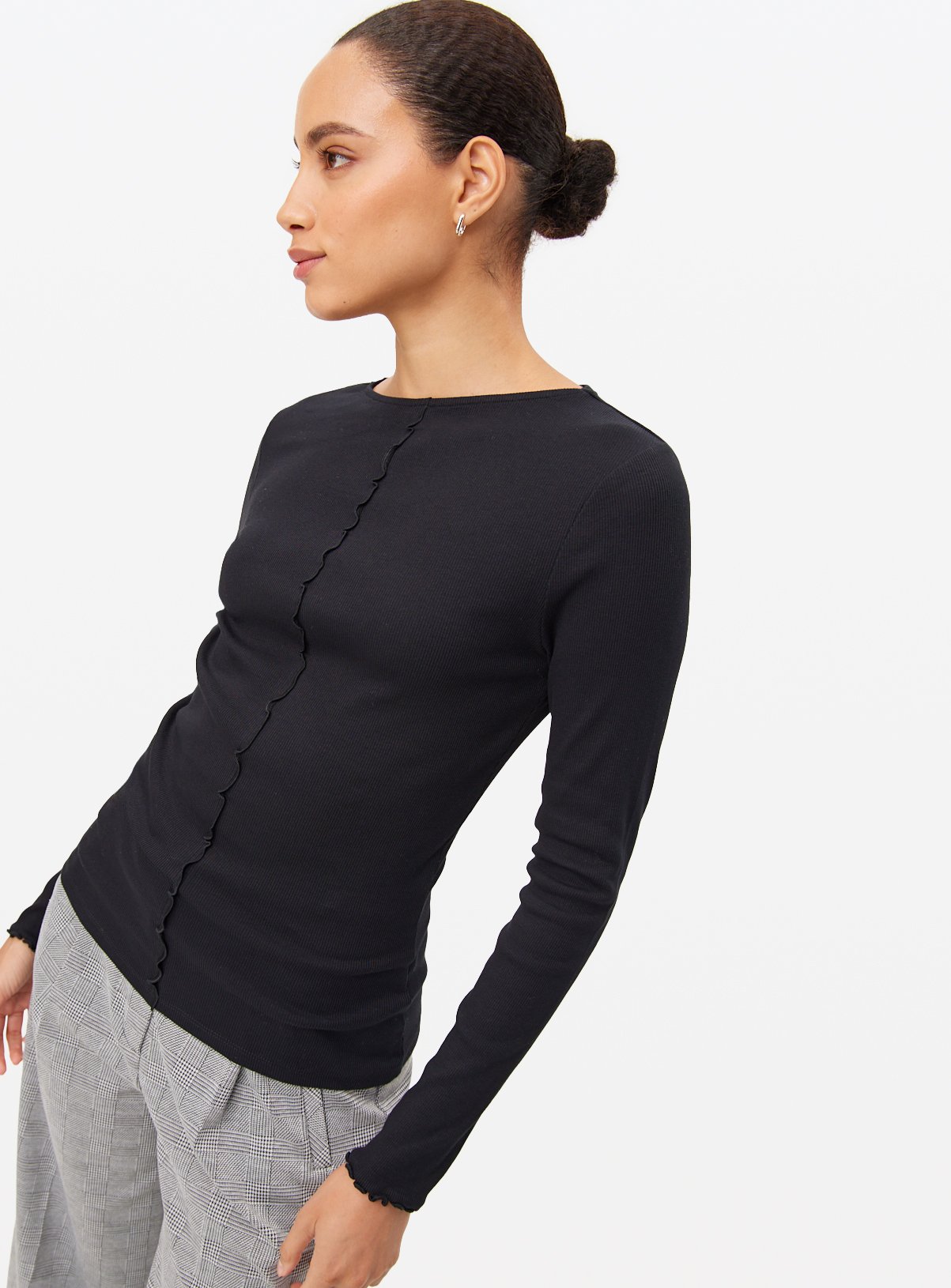 Black Lettuce Hem Detail Slim Fit Top 8