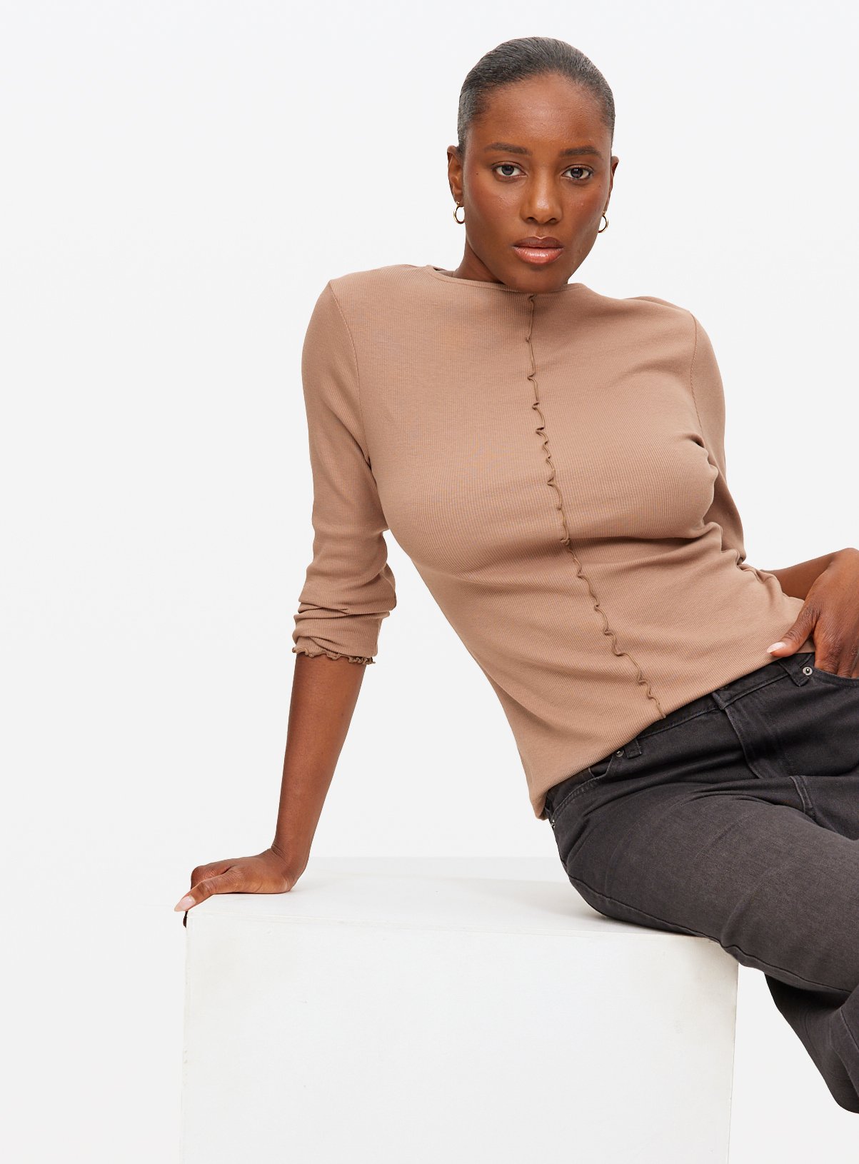 Lettuce Hem Detail Slim Fit Top 
