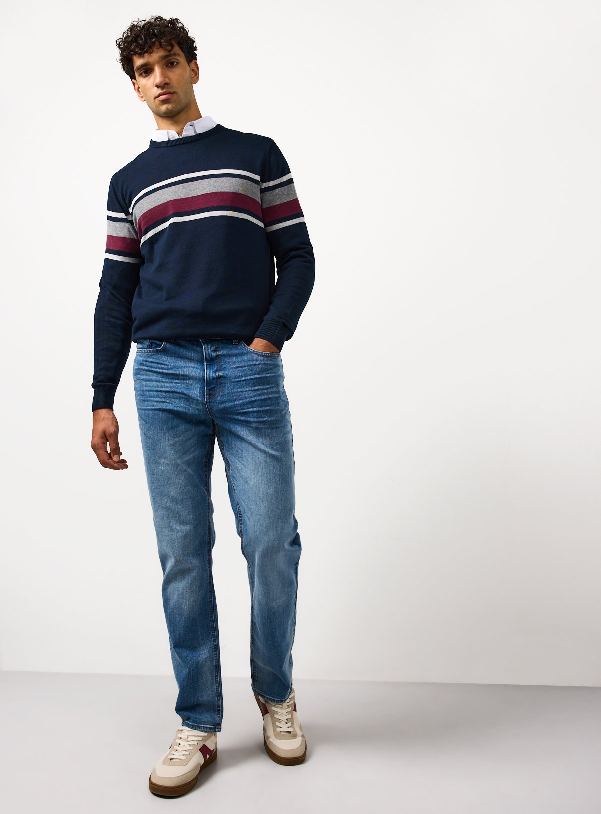 Mid Rinse Straight Leg Denim Jeans 