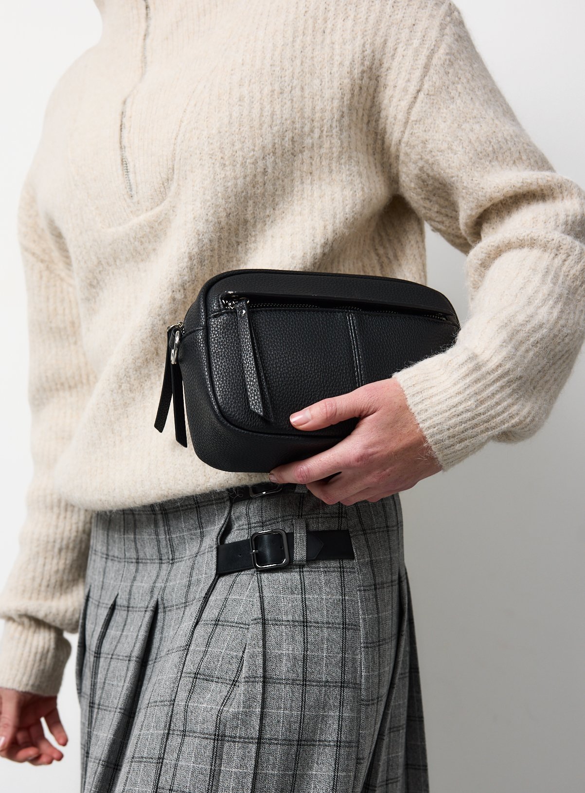 Black Faux Leather Camera Bag One Size