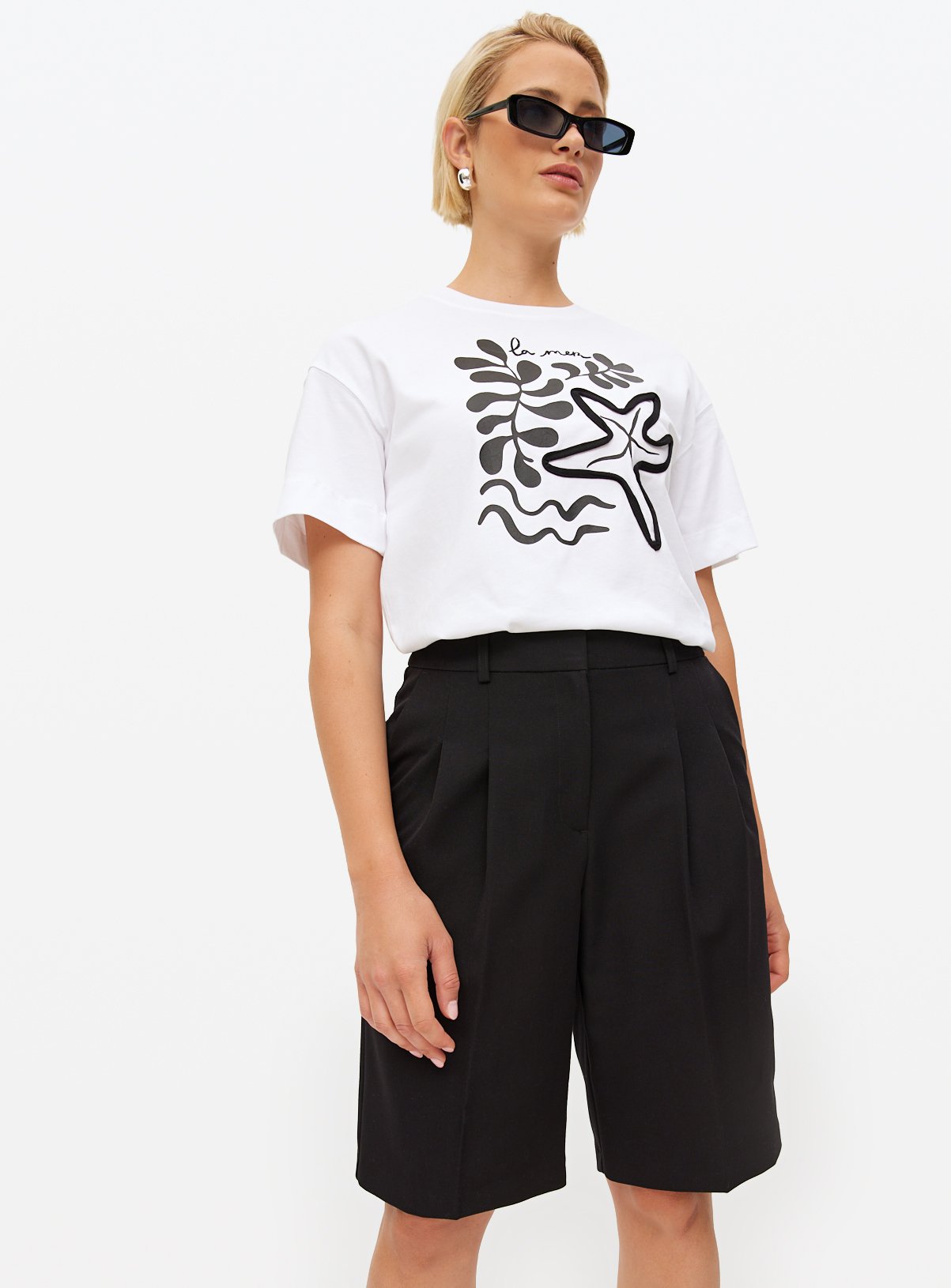 Black Ultimate Tailored Bermuda Shorts 20