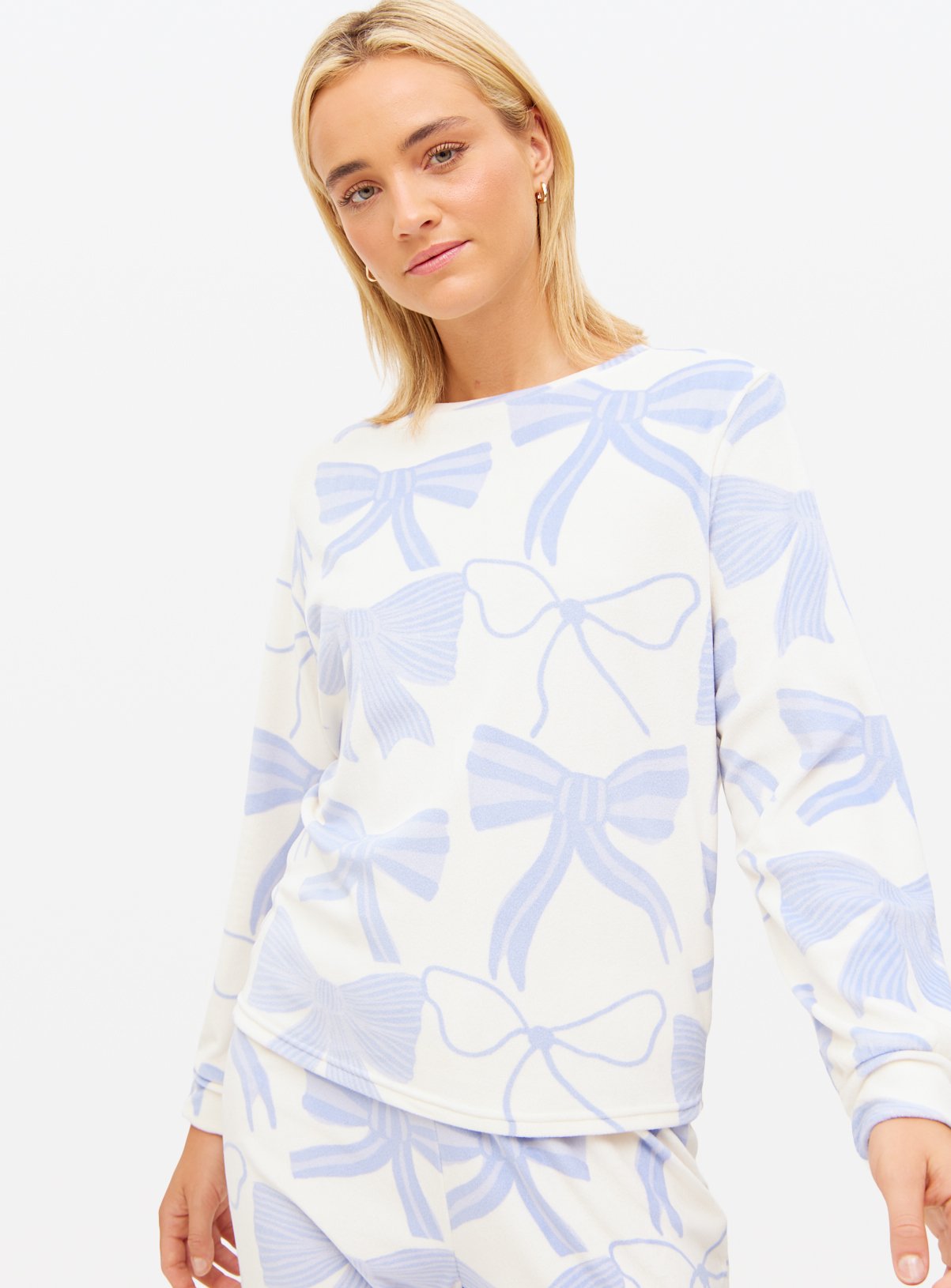 Blue & White Bow Print Slinky Pyjama Set 