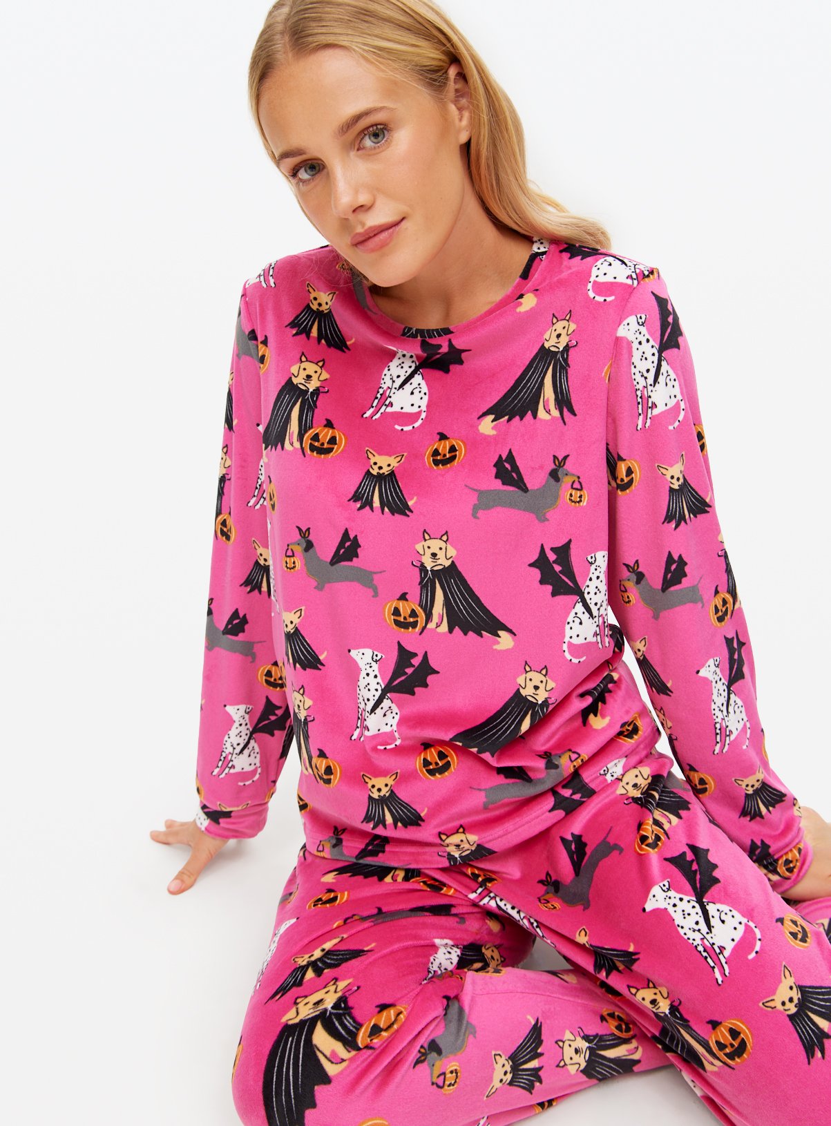 Mini Me Women's Halloween Dogs Print Slinky Fleece Pyjamas 