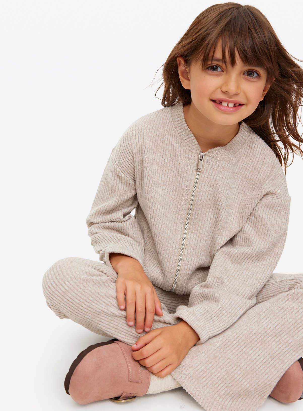 Oatmeal Soft Knitted Set 4 years