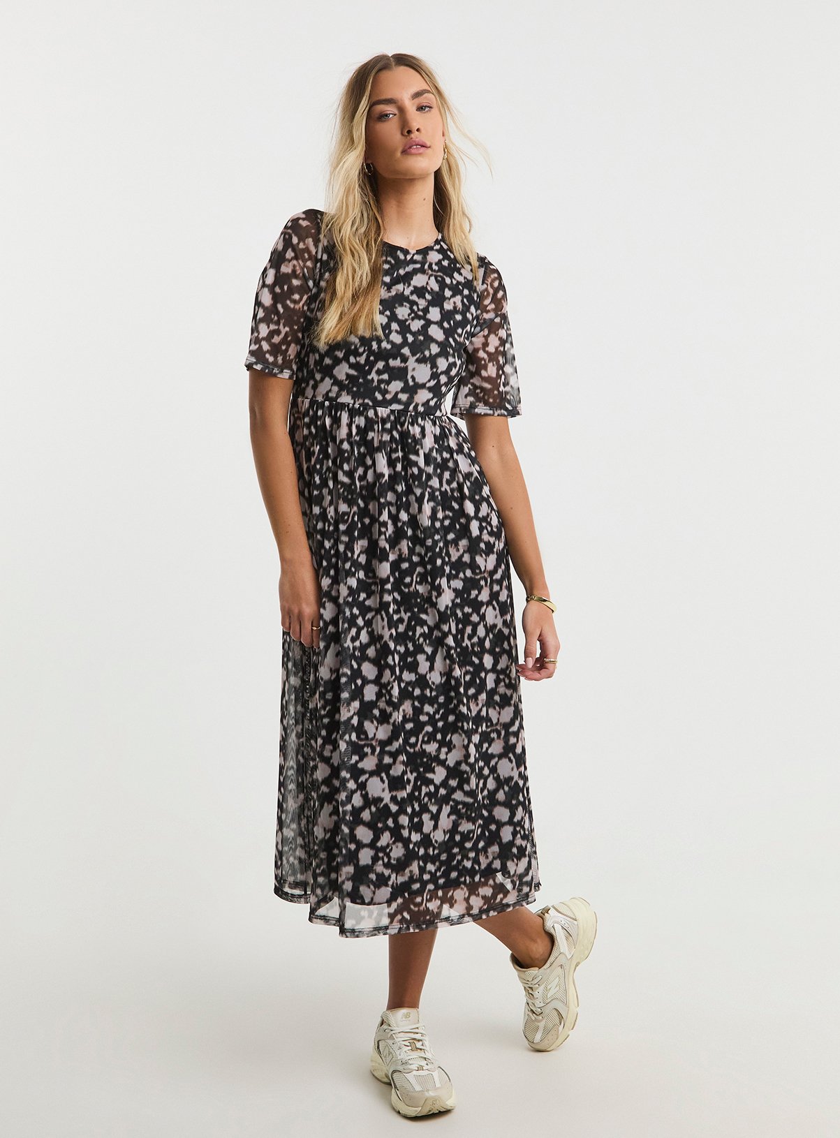 SIMPLY BE Mesh Short Sleeve Midi Dress 