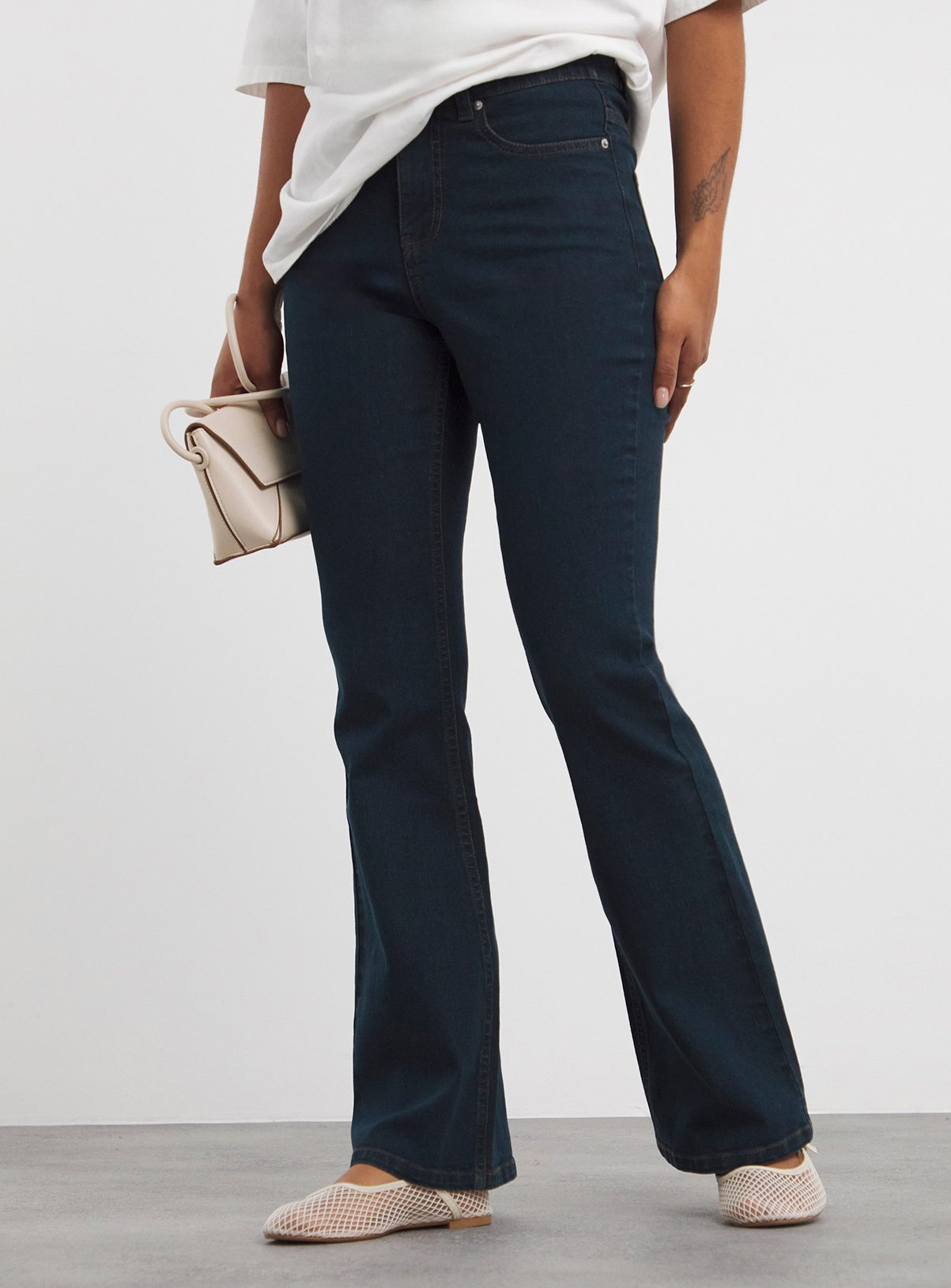 SIMPLY BE 24/7 Flared Jeans Indigo