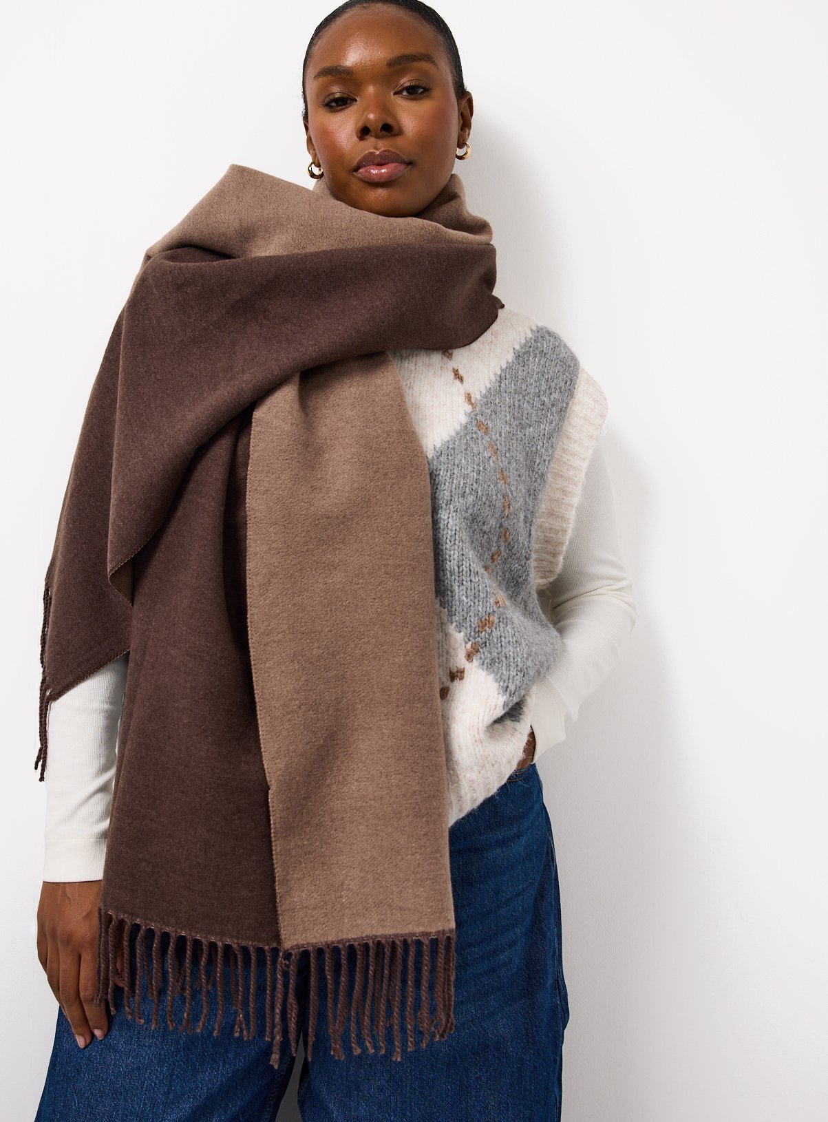 Camel Midweight Tassel Scarf One Size