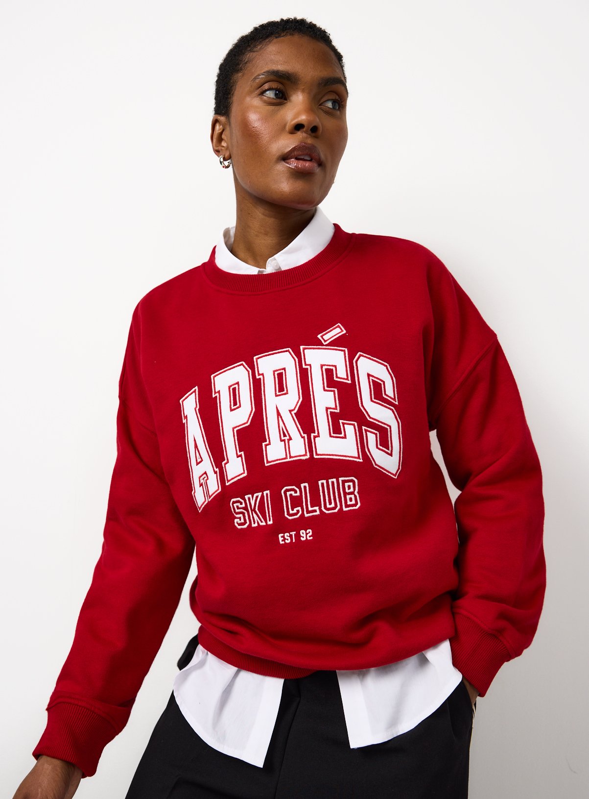 Red Aprés Ski Relaxed Crew Sweatshirt 